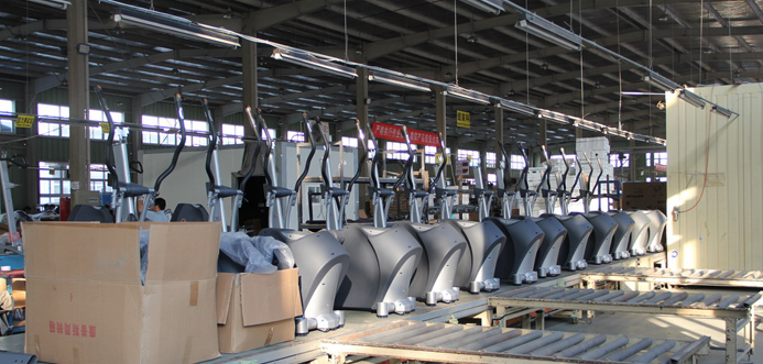 青青草官网下载健身器材流水线